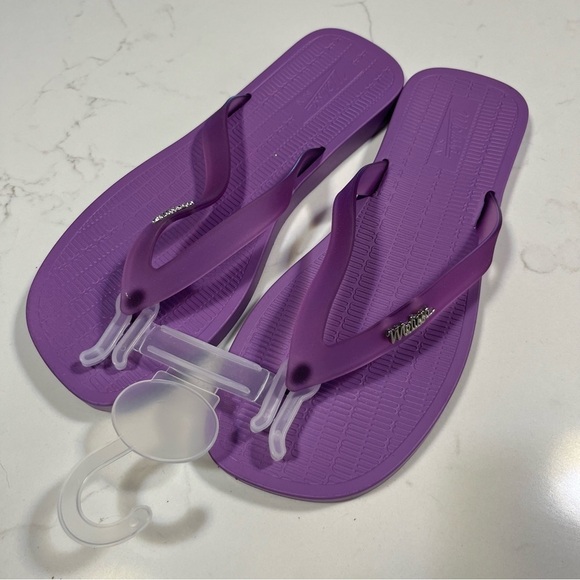 Melissa Purple Flip Flops 6 - Picture 2 of 6